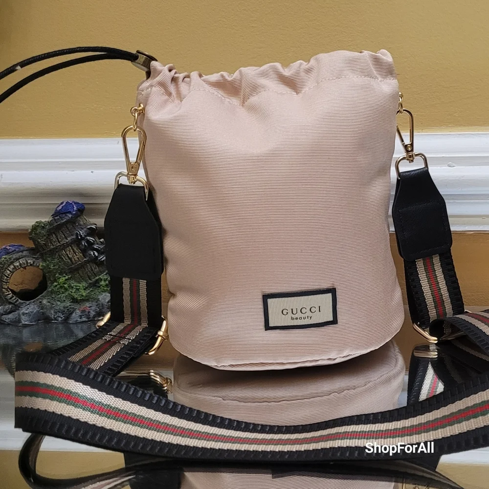 - Gucci - Picture 11 of 11